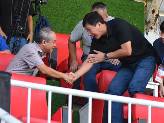 Hỗ trợ khách hàng FCB8